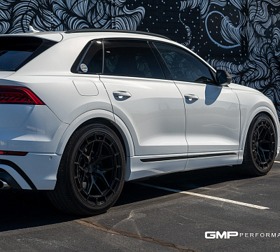 Фото дисков Vossen HFX-1 (5-Lug) на Audi Q8