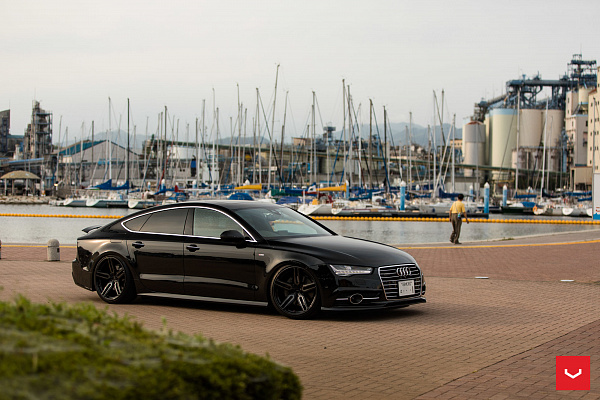 Фото дисков Vossen HF-1 Черный глянец на Audi A/RS 7 (4G)
