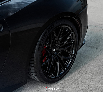 Фото дисков Anrky S1-X1 на Ferrari GTC4Lusso