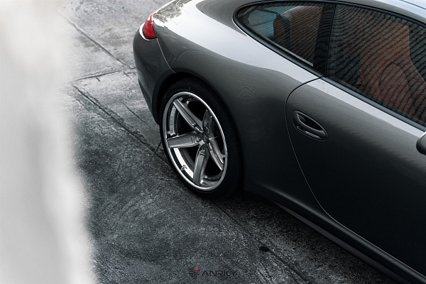 Фото дисков Anrky AN35 Глянцевый лак на Porsche 911 VI