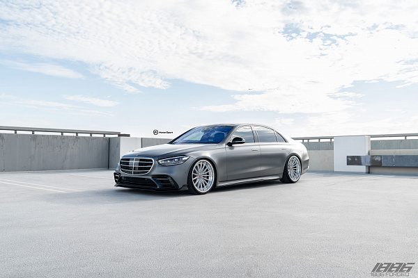 Фото дисков 1886 Wheels XR015 Глянцевый лак на Mercedes-Benz S-Class (W223)