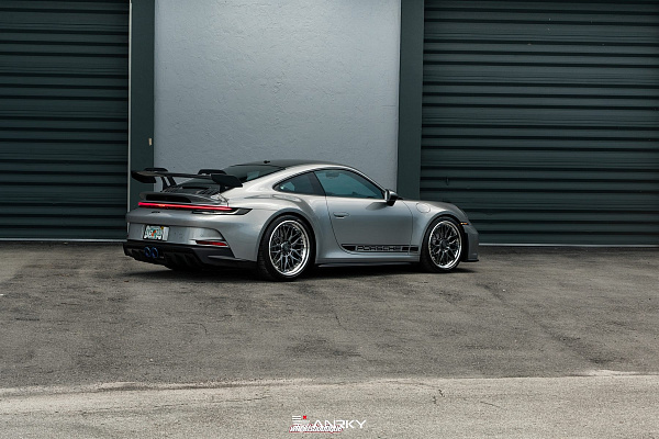 Фото дисков Anrky RS1 Глянцевый графит на Porsche 911 VIII
