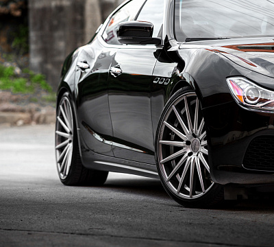 Фото дисков Vossen VFS-2 на Maserati Ghibli