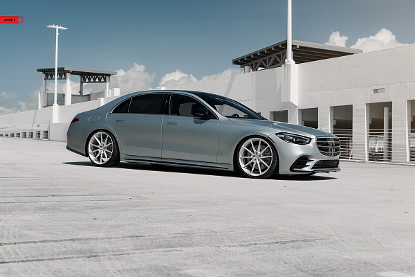 Фото дисков Anrky AN18 Глянцевый лак на Mercedes-Benz S-Class (W223)