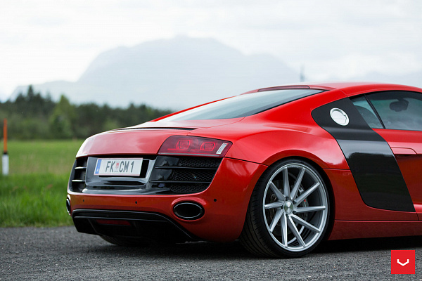 Фото дисков Vossen CVT Серебро на Audi R8 (Typ 42)