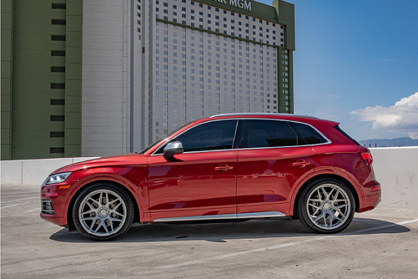Фото дисков MRR FS01 Серебро на Audi Q5 (FY)
