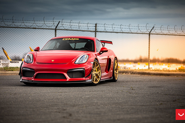 Фото дисков Vossen HF-5 Глянцевое золото на Porsche Cayman II