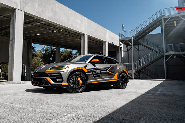 Фото дисков Anrky AN31 Черный глянец на Lamborghini Urus