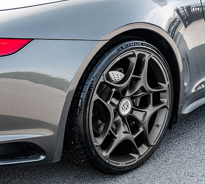 Фото дисков Kahn Type 11 на Porsche 911 VII