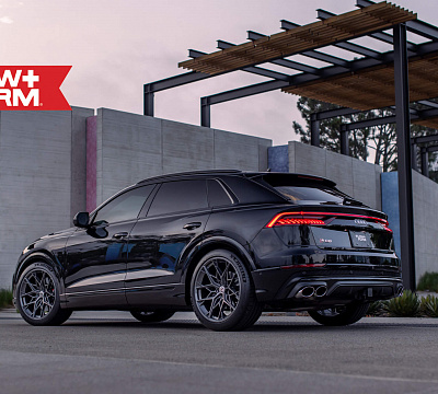 Фото дисков HRE FF10 на Audi Q8