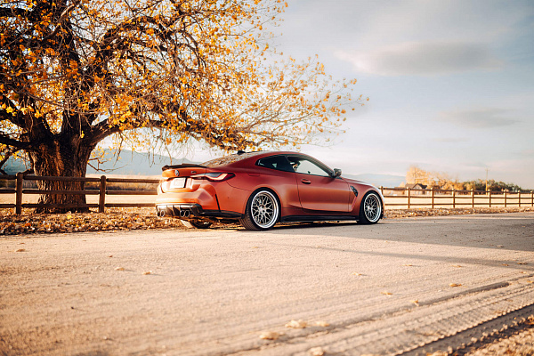 Фото дисков HRE 300 Глянцевый лак на BMW 4/M4 (G22/G82)