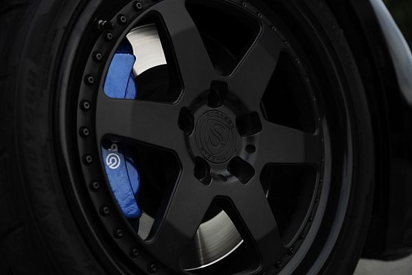Фото дисков Strasse Wheels S6 Competition Черный матовый на Lexus RC