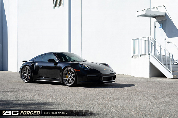 Фото дисков BC Forged HCK196 Сатиновый тонированный лак на Porsche 911 VIII