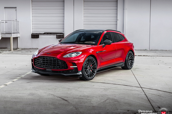 Фото дисков Vossen EVO-6T Черный глянец на Aston Martin DBX