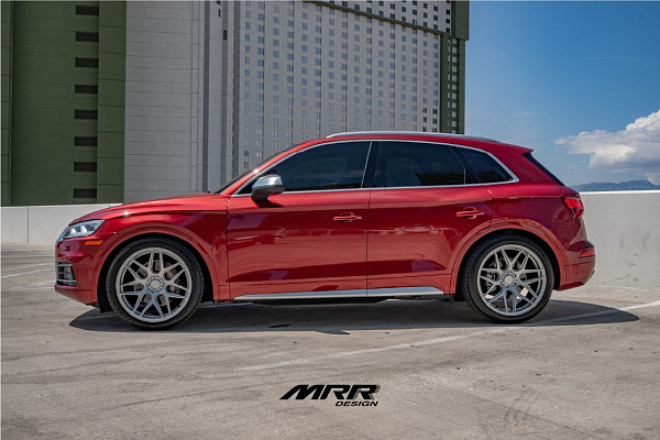 Фото дисков MRR FS01 Серебро на Audi Q5 (FY)