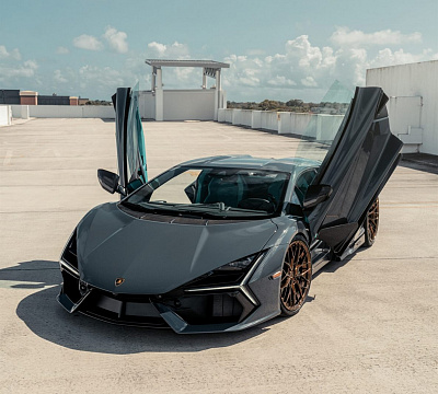 Фото дисков Anrky AN20 на Lamborghini Revuelto