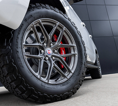Фото дисков HRE P161 на Chevrolet Suburban XII