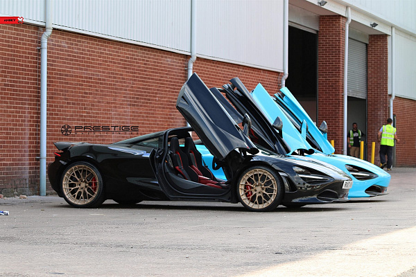 Фото дисков Anrky AN20 Сатиновое золото на McLaren 720S