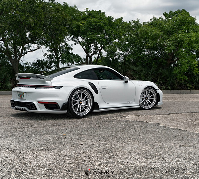 Фото дисков Anrky AN33 на Porsche 911 VIII