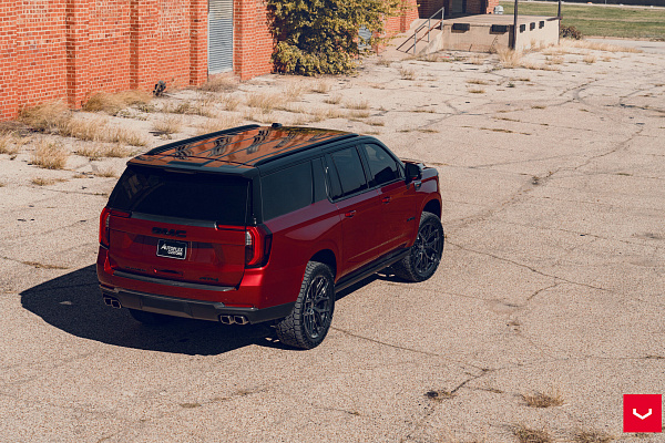 Фото дисков Vossen HF6-4 Черный глянец на GMC Yukon V