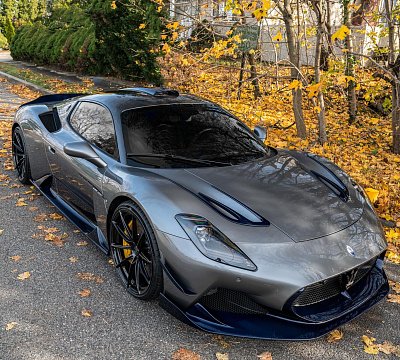 Фото дисков AL13 R10 на Maserati MC20