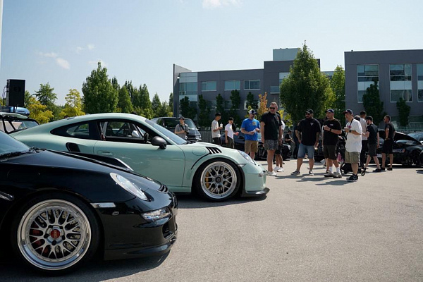 Фото дисков Brixton Forged TR08 Сатиновый лак на Porsche 911 VII