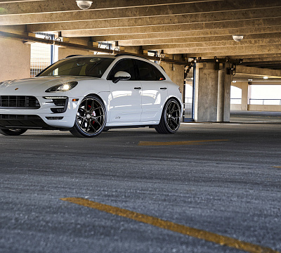 Фото дисков Vossen HF-5 на Porsche Macan I