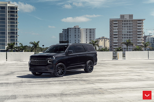 Фото дисков Vossen HF6-4 Черный глянец на Chevrolet Tahoe V