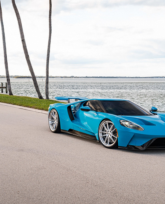 Фото дисков P104 Глянцевый лак на Ford GT II