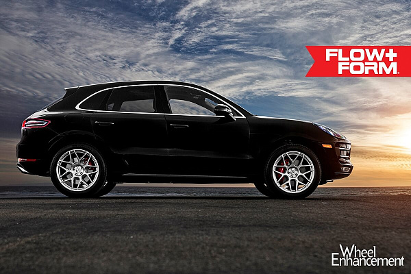 Фото дисков HRE FF01 Серебро на Porsche Macan I