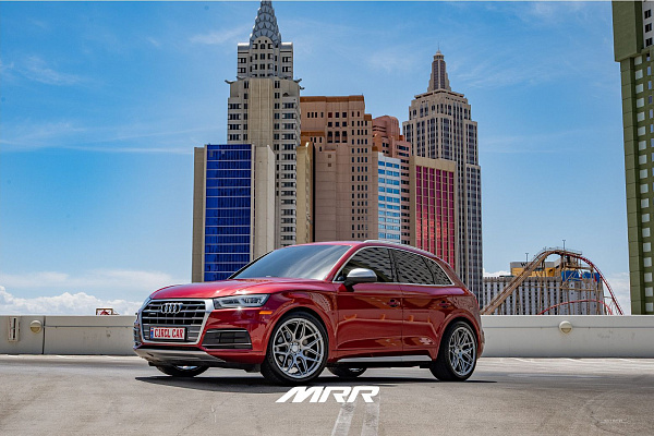 Фото дисков MRR FS01 Серебро на Audi Q5 (FY)