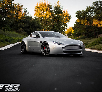 Фото дисков MRR FS06 на Aston Martin Vantage 3
