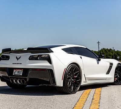 Фото дисков Vossen HF-2 на Chevrolet Corvette C7