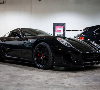 Фото дисков HRE P107 на Ferrari 599