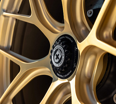 Фото дисков HRE R161 Lightweight на Porsche 911 VIII