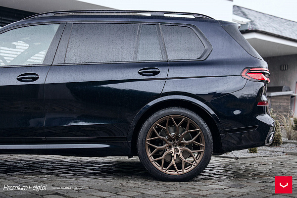 Фото дисков Vossen HF-2 Сатиновая бронза на BMW X7 (G07)