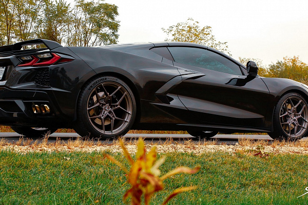 Фото дисков Anrky S1-X4 Глянцевый тонированный лак на Chevrolet Corvette C8