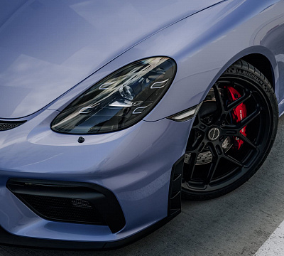 Фото дисков Brixton Forged PF7-RS на Porsche Cayman III