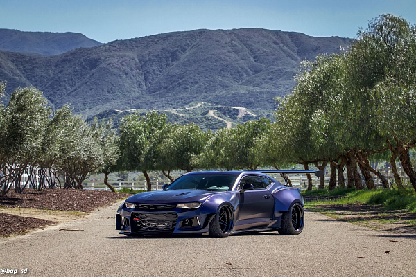 Фото дисков HRE S207 Черный сатин на Chevrolet Camaro VI
