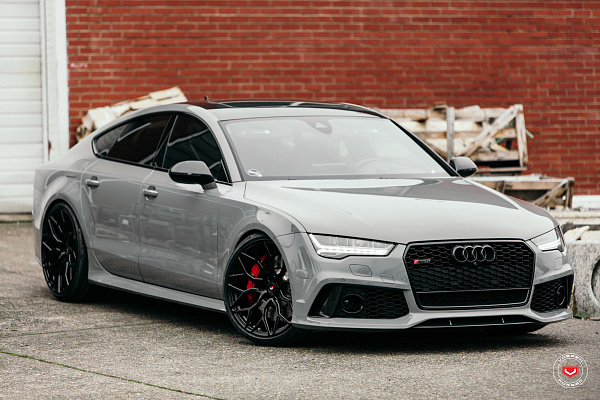 Фото дисков Vossen S17-01 Черный глянец на Audi A/RS 7 (4G)