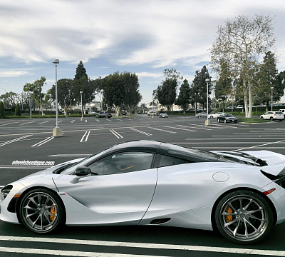 Фото дисков HRE S204H на McLaren 720S