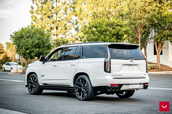Фото дисков Vossen HF6-4 Черный глянец на Cadillac Escalade V