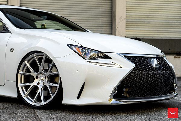 Фото дисков Vossen VFS-6 Серебро на Lexus RC