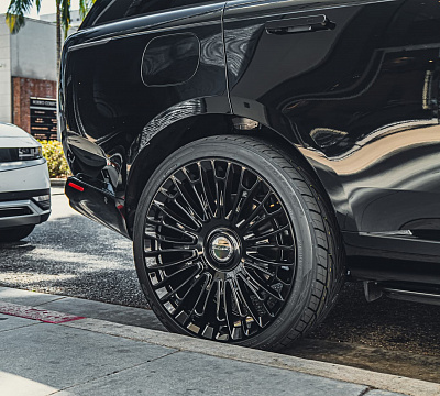 Фото дисков Brixton Forged LX01 на Land Rover Range Rover V