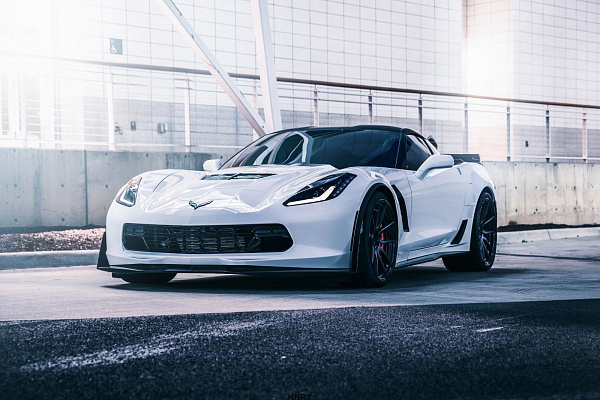 Фото дисков BC Forged HCA162 Черный матовый на Chevrolet Corvette C7