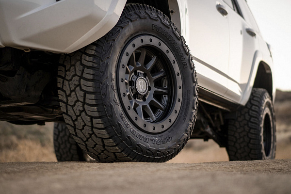 Фото дисков Black Rhino DUGGER Черный матовый на Toyota 4Runner V
