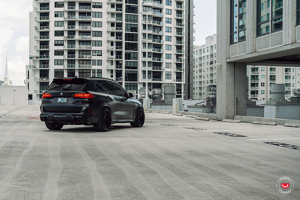 Фото дисков Vossen EVO-4 Черный глянец на BMW X5/X5 M (G05/G18/F95)