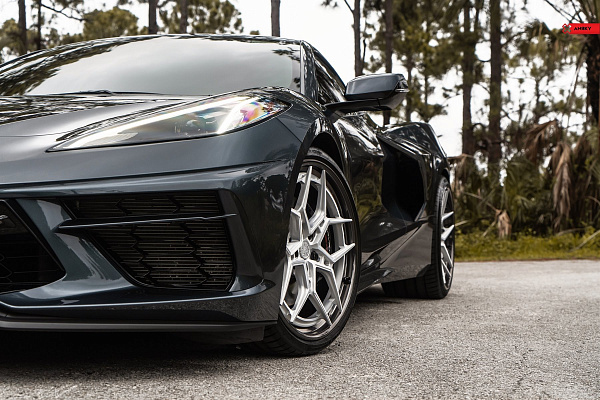 Фото дисков Anrky S3-X4 Сатиновый лак на Chevrolet Corvette C8