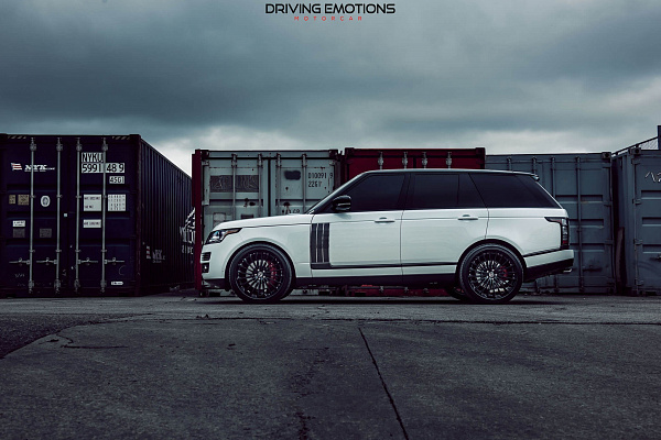 Фото дисков HRE S209 Черный сатин на Range Rover IV