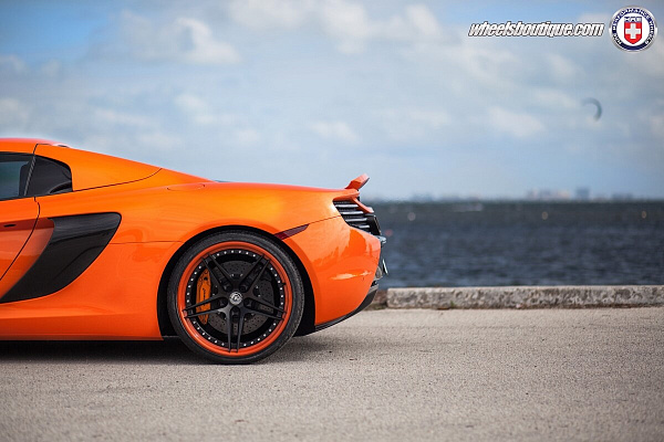McLaren 650S